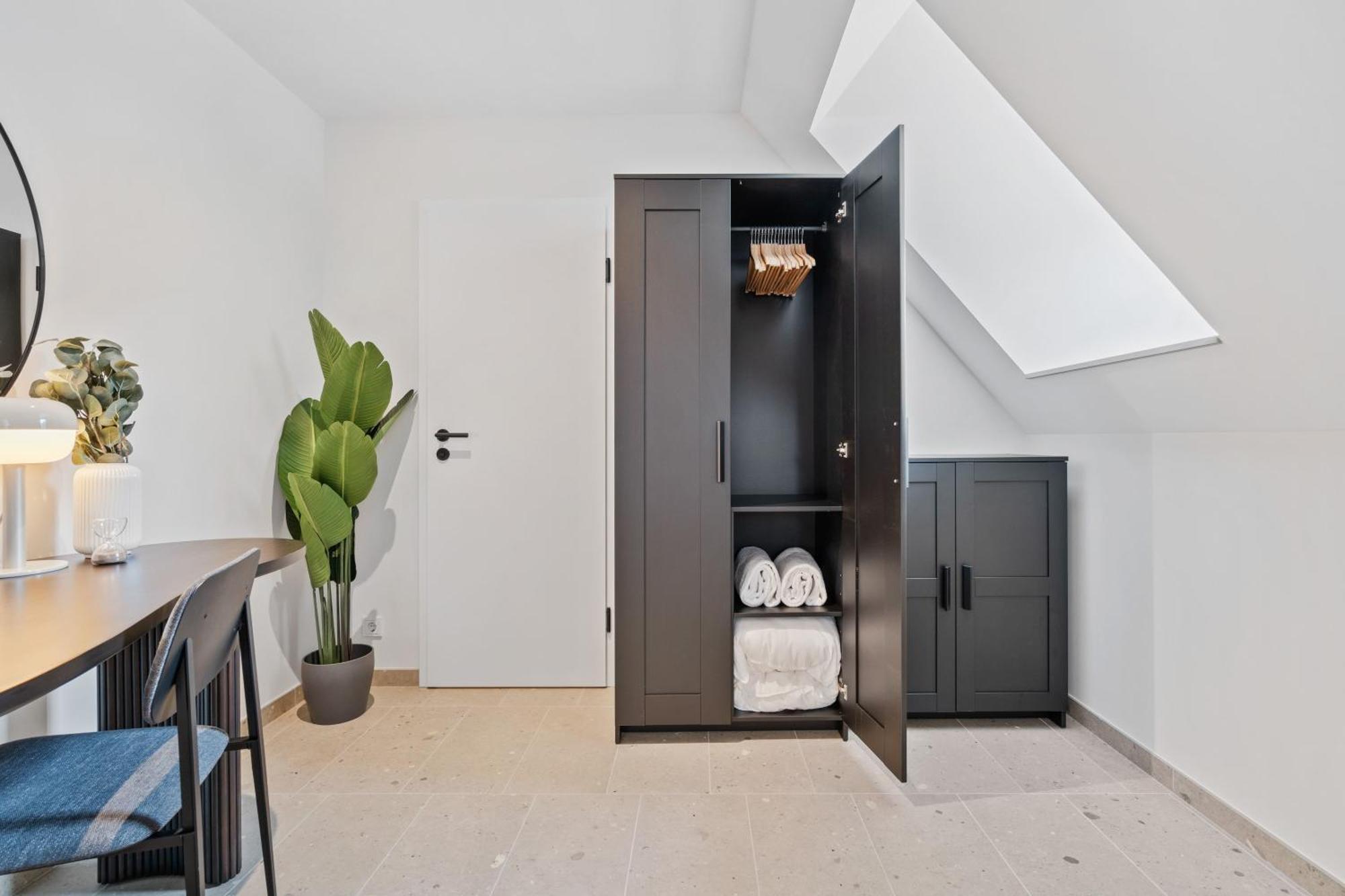 Elegant Clausen Apartment With King Bed & Wifi Luxemburg Exterior foto