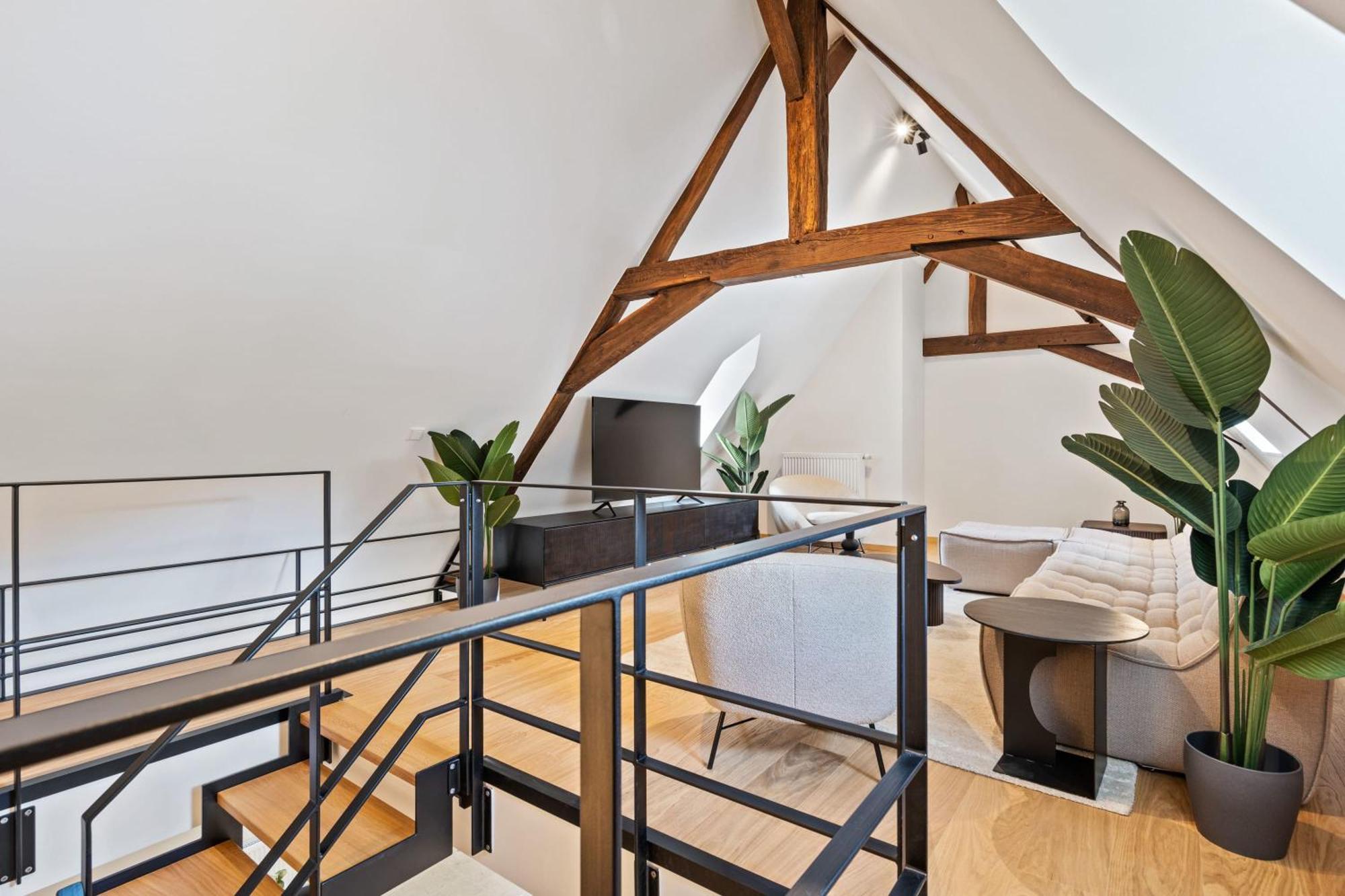 Elegant Clausen Apartment With King Bed & Wifi Luxemburg Exterior foto