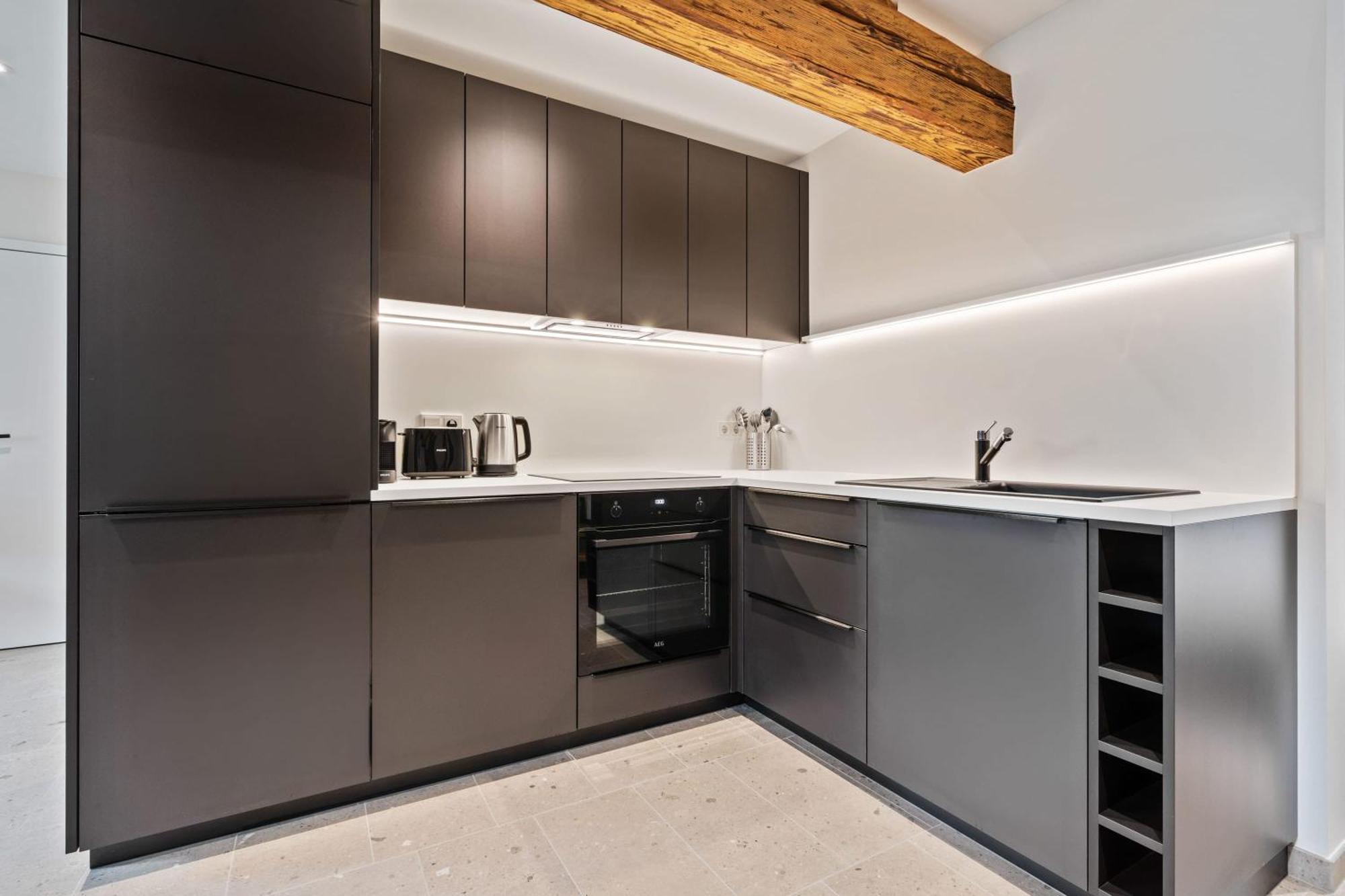 Elegant Clausen Apartment With King Bed & Wifi Luxemburg Exterior foto