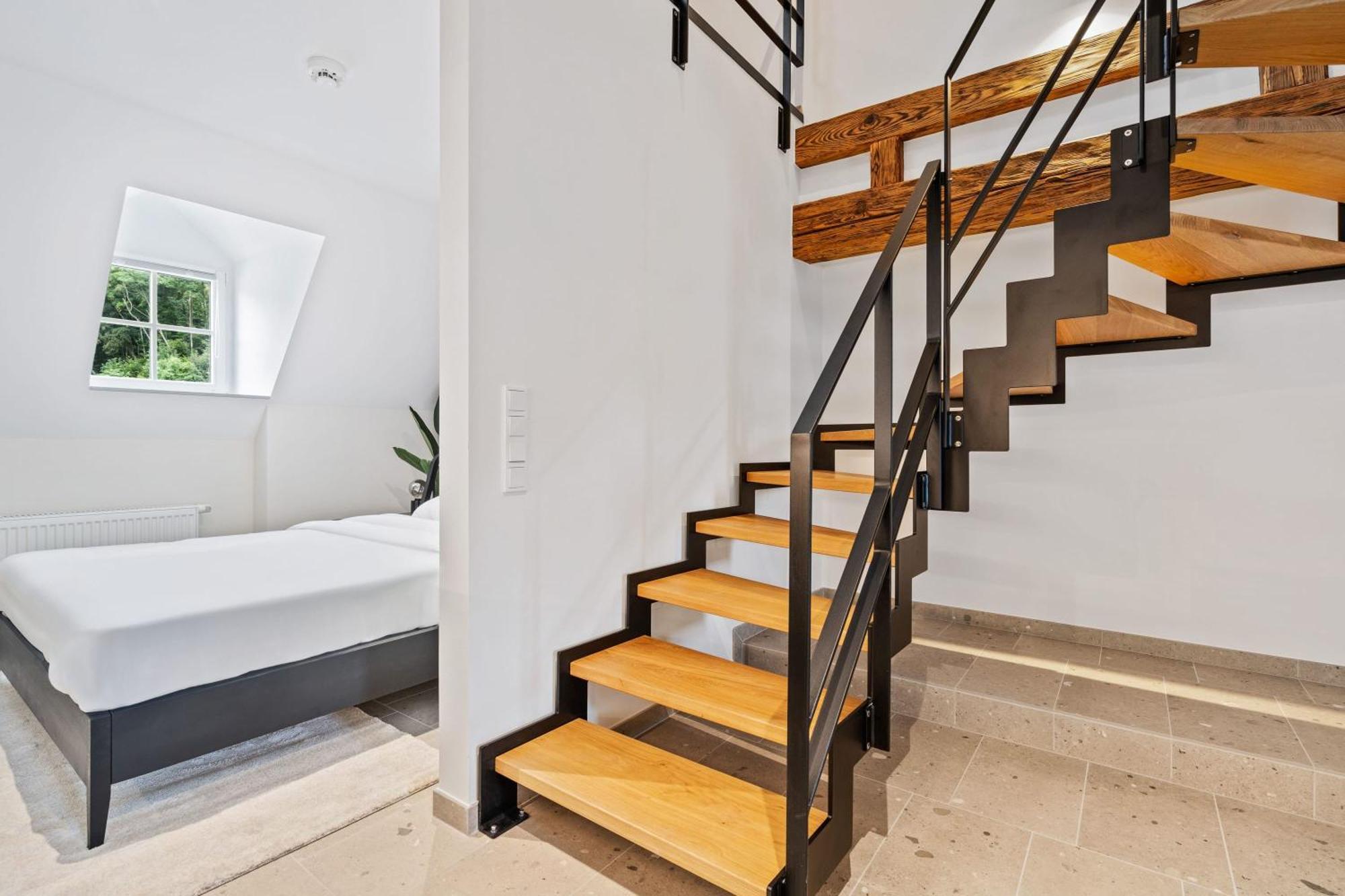 Elegant Clausen Apartment With King Bed & Wifi Luxemburg Exterior foto