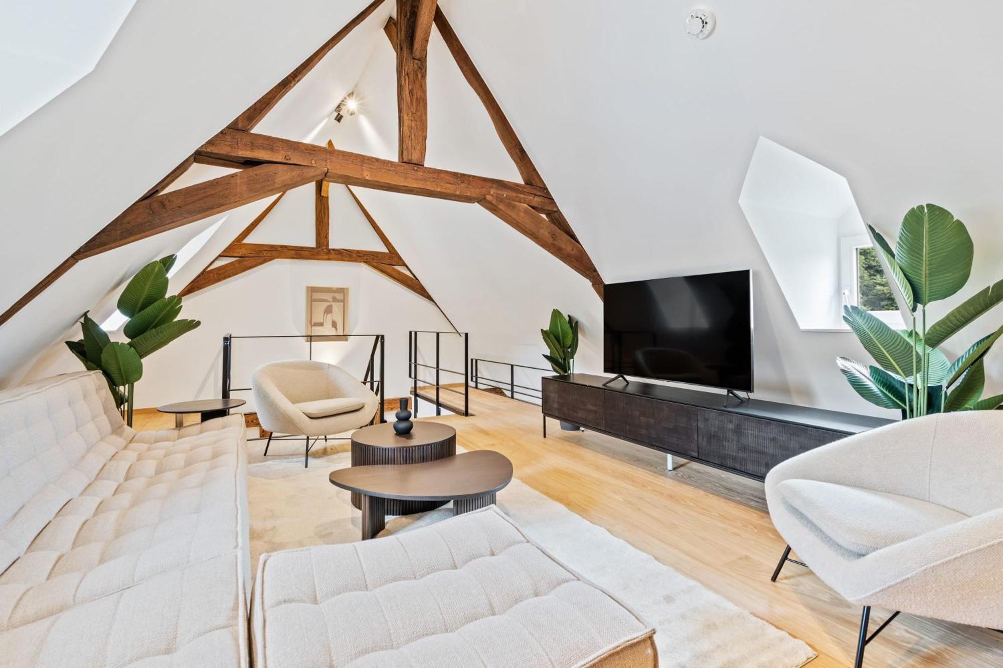 Elegant Clausen Apartment With King Bed & Wifi Luxemburg Exterior foto